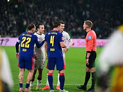 Schnürsenkelabseits, Elfer weg: Technik verhindert Gladbacher Sensation gegen Leipzig