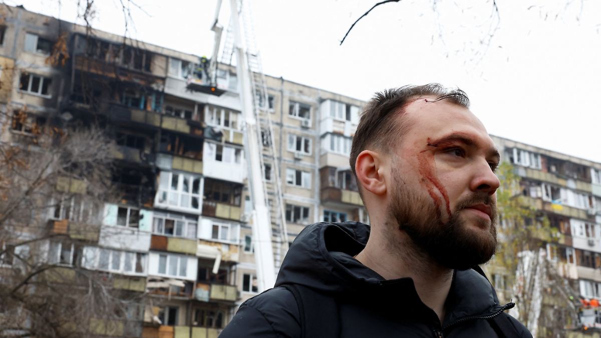 Raketen-treffen-Wohnh-user-Tote-und-Verletzte-nach-Luftangriff-auf-Kiew