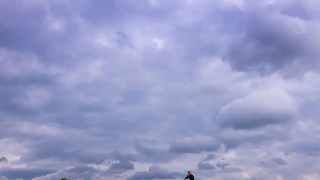 Das-erste-Adventswochenende-zeigt-sich-ueberwiegend-grau-bei-milden-Temperaturen-und-gebietsweise-Regen