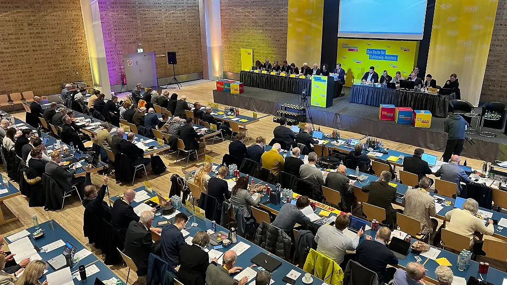 Die-Nord-FDP-beraet-in-Neumuenster