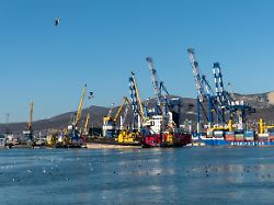 Angriff mit Seedrohnen: Ukraine legt russisches Ölterminal lahm