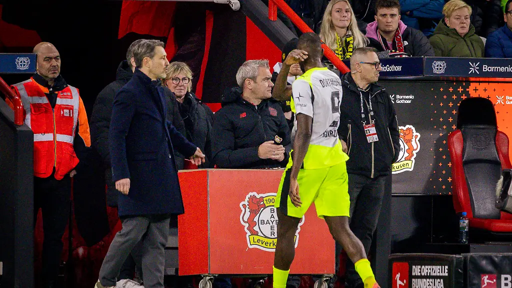 Leverkusen-Germany-29th-Nov-2025-Trainer-Niko-Kovac-BVB-Serhou-Guirassy-BVB-Bayer-Leverkusen-Borussia-Dortmund-29-11