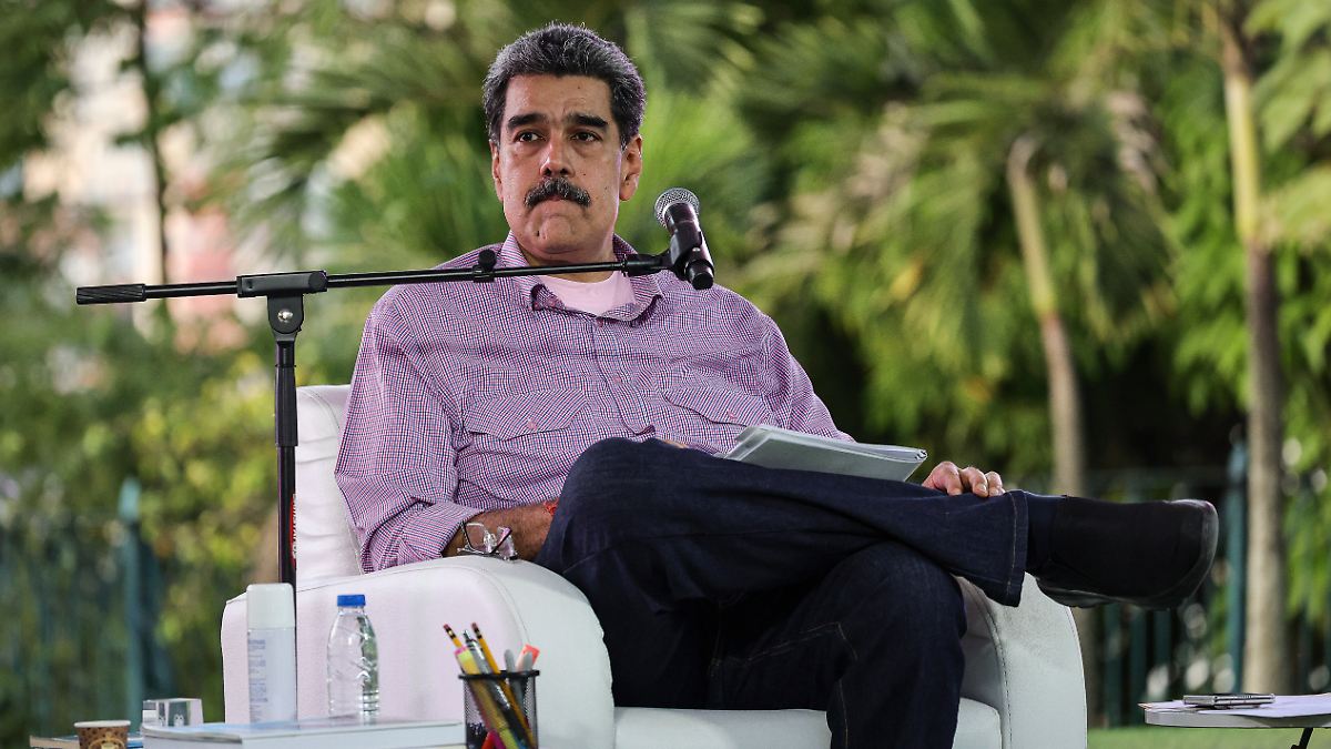 Telefonat mit Trump: US-Regierung soll Maduro Exil vorgeschlagen haben