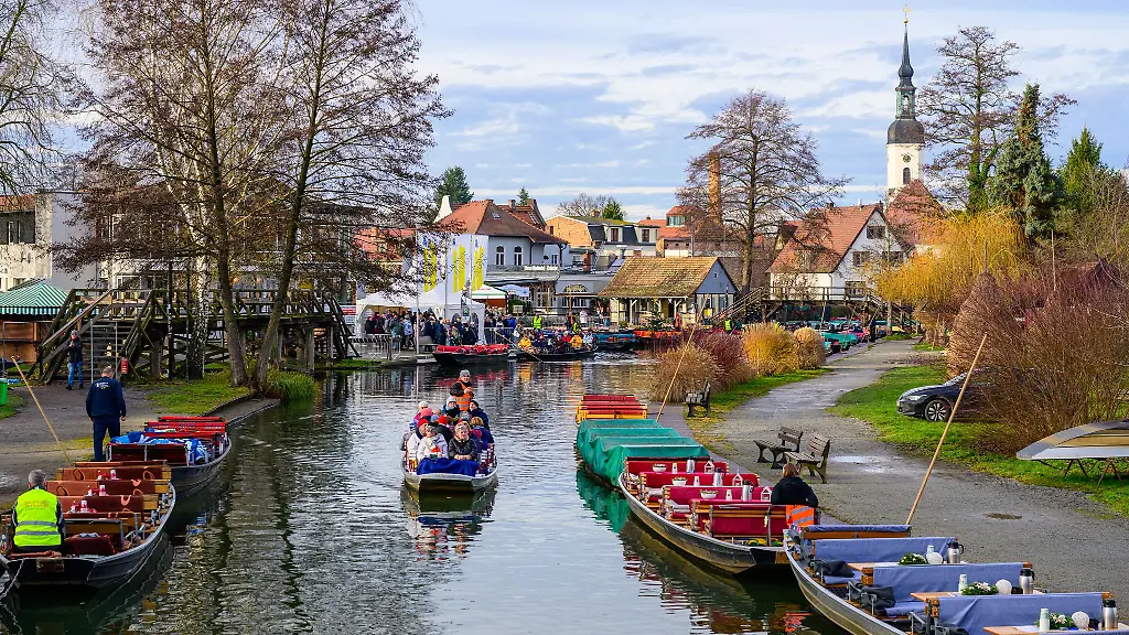 Zum-Start-in-den-Dezember-soll-es-milde-Temperaturen-in-Berlin-und-Brandenburg-geben