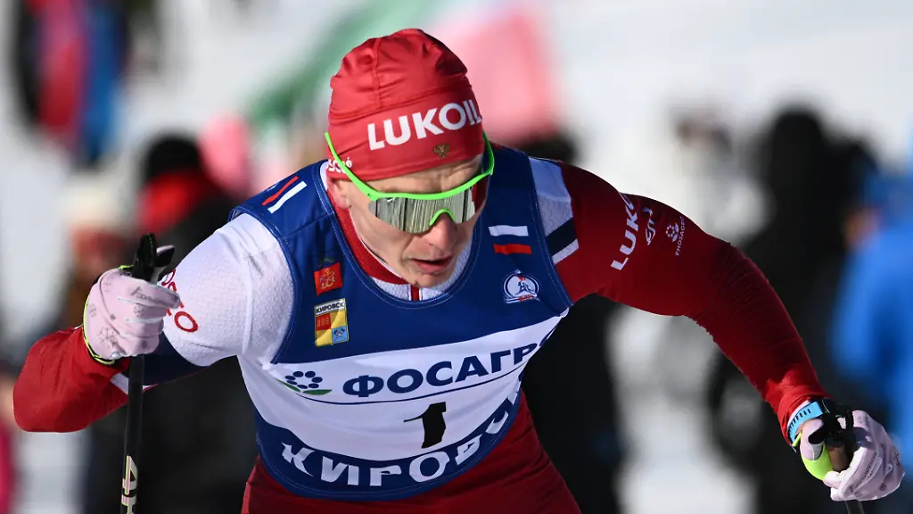 Russia-Cross-Country-Skiing-Cup-Men-Mass-Start-8896055-06-04-2025-Alexander-Bolshunov-competes-in-the-men-s-10-km-mass-start-free-event-of-the-final-stage-of-the-Russian-Cross-Country-Skiing-Cup-in-Kirovsk-Murmansk-region-Russia
