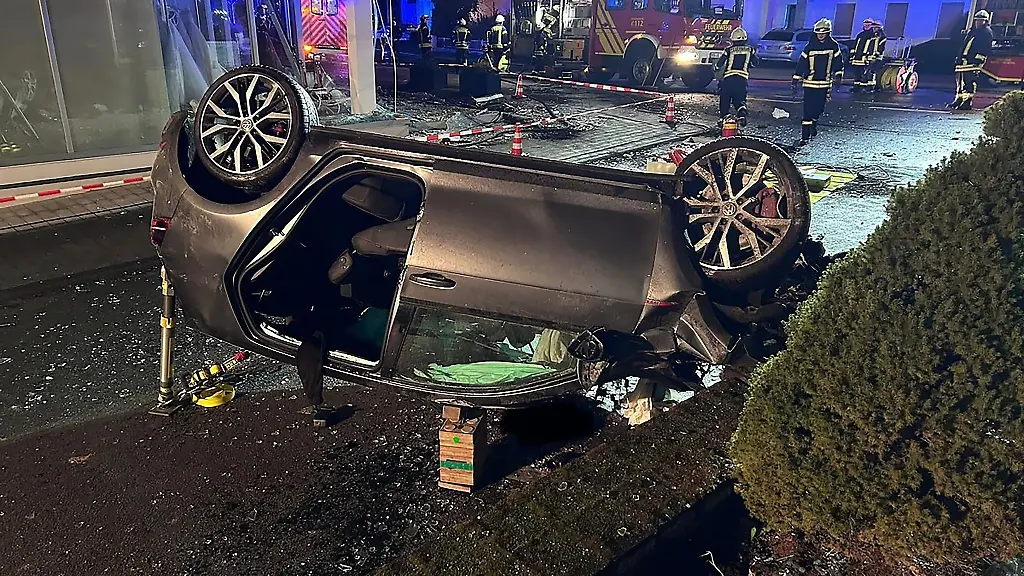 Die-Einsatzkraefte-sprachen-von-einem-enormen-Truemmerfeld