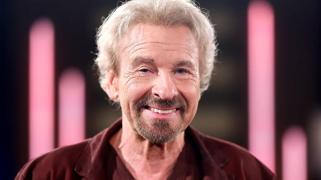 Entertainment-Themen-der-Woche-KW41-Entertainment-Bilder-des-Tages-Moderator-Thomas-Gottschalk-bei-der-Aufzeichnung-der-WDR-Talkshow-Koelner-Treff-im-WDR-Studio-BS-3-Koeln-11-10