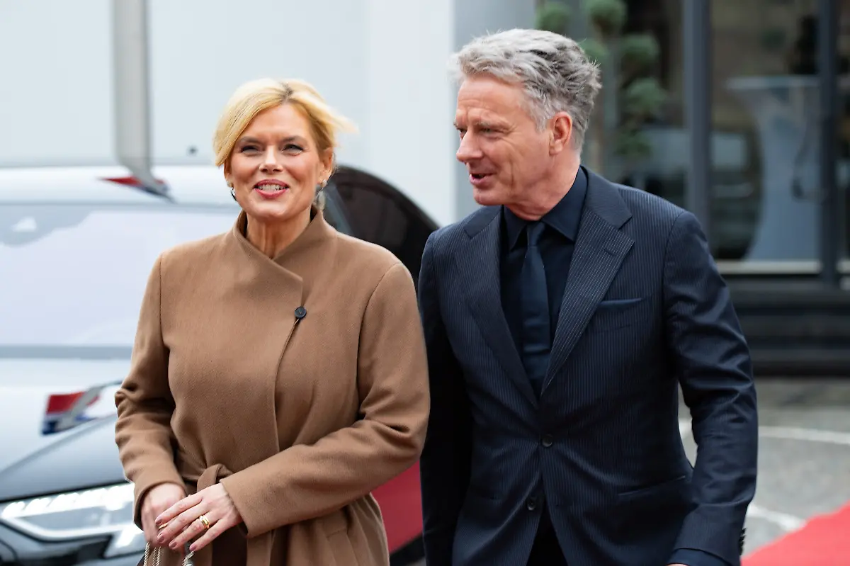 Saarland-2025-10-03-xafx-Saarbruecken-feiert-den-Tag-der-Deutschen-Einheit-Buergerfest-v-l