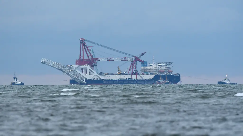 25460745f0d345f5a67d12b4f03a3c81