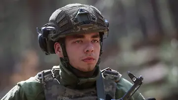 2025-12-01T061351Z_2031644026_RC2WQDAJIJD9_RTRMADP_3_UKRAINE-CRISIS-RECRUITS