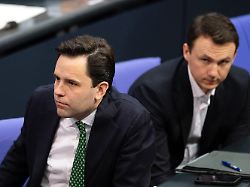 Abstimmung im Rentenstreit: Junge Gruppe bleibt bei Nein, lässt aber Hintertür offen