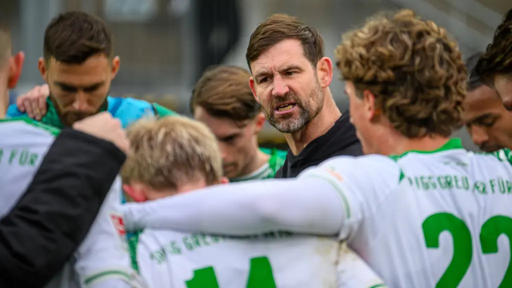 29-11-2025-Fussball-Saison-2025-2026-2-Fussball-Bundesliga-14