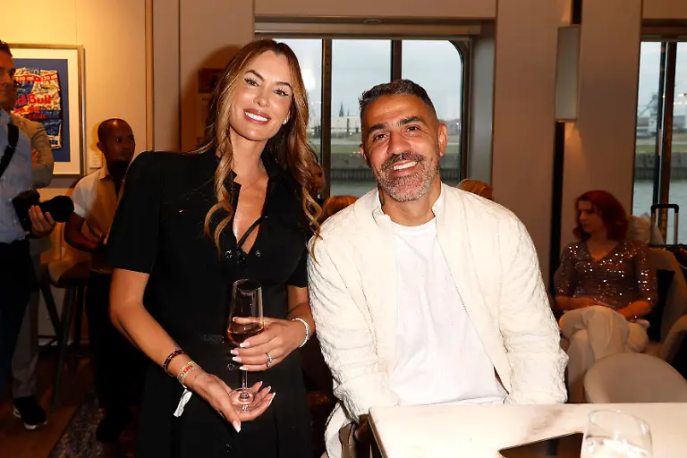 Bushido-und-seine-Ehefrau-Anna-Maria-Ferchichi-beim-30-Jahre-RTL-Exclusiv-Das-Starmagazin-Jubilaeums-Event-auf-der-Tui-Cruises-Mein-Schiff-am-27-09