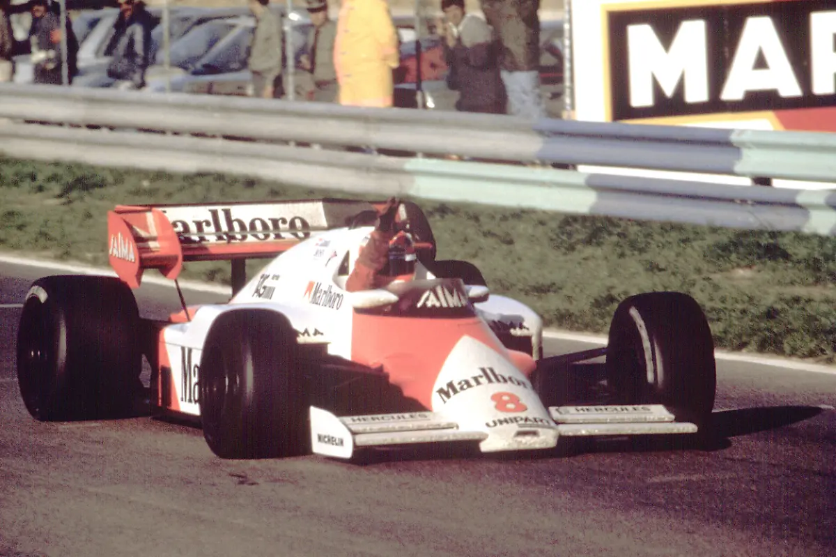 Der-oesterreichische-Rennfahrer-Niki-Lauda-beim-Formel-I-Grand-Prix-in-Estoril-Portugal-21-Oktober-1984-Photographie
