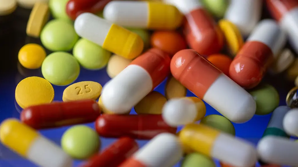 2023-sind-die-Ausgaben-der-gesetzlichen-Kassen-in-Sachsen-deutlich-gestiegen-Besonders-viel-Geld-fliesst-in-Medikamente