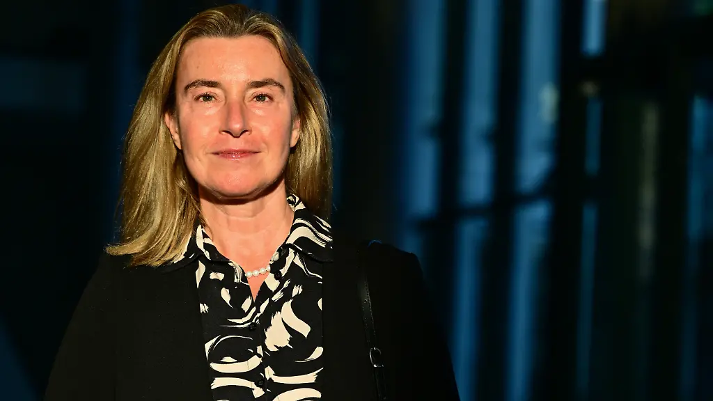 Federica-Mogherini-ehemalige-EU-Aussenbeauftragte-nimmt-an-der-ersten-Europaeum-Annual-Lecture-Europaeum-Jahresvorlesung-an-der-Freien-Universitaet-Berlin-teil-Die-Veranstaltung-markiert-den-Auftakt-einer-neuen-jaehrlichen-Vortragsreihe-die-kuenftig-jeweils-im-November-an-einer-Partneruniversitaet-des-Netzwerks-stattfinden-wird
