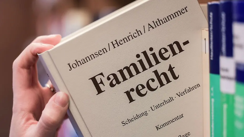 Mehr-als-die-Haelfte-53-8-Prozent-der-Paare-die-sich-2024-scheiden-liessen-hatte-minderjaehrige-Kinder-Symbolbild