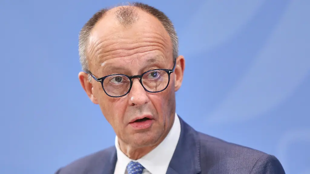 Berlin-Deutschland-Bundeskanzleramt-Pressekonferenz-nach-Koalitionsausschuss-Bundeskanzler-Friedrich-Merz-CDU