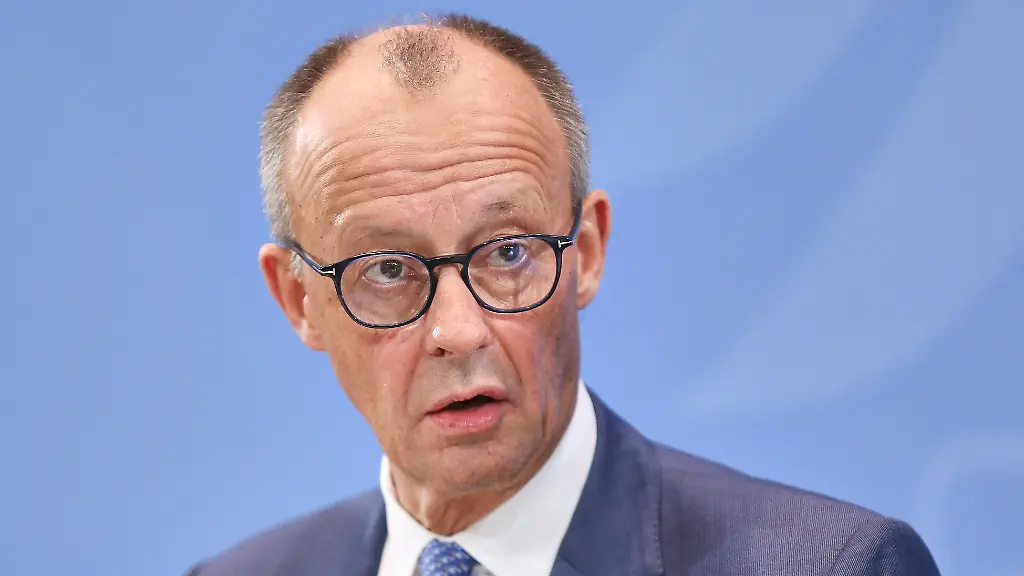 Berlin-Deutschland-Bundeskanzleramt-Pressekonferenz-nach-Koalitionsausschuss-Bundeskanzler-Friedrich-Merz-CDU