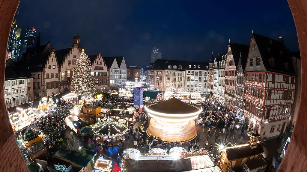 Gutschein-fuer-Karussell-und-Co-Auch-Kinder-aus-Familien-mit-geringen-Einkommen-sollen-den-Weihnachtsmarkt-geniessen-Archivbild