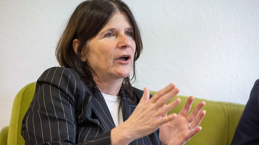 Menschen-muessen-sich-das-Leben-leisten-koennen-sagt-Verdi-Landesbezirksleiterin-Paul