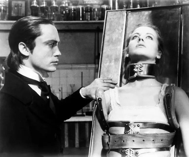 ANDY-WARHOL-S-FRANKENSTEIN-aka-FLESH-FOR-FRANKENSTEIN-from-left-Udo-Kier-Dalila-Di-Lazzaro-1974