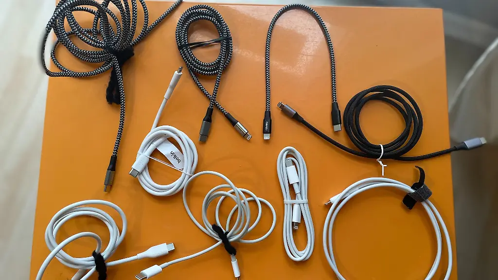 Welches-Handy-Ladekabel-laedt-das-iPhone-13-in-30-Minuten-am-hoechsten-auf-Das-Ergebnis-ueberrascht