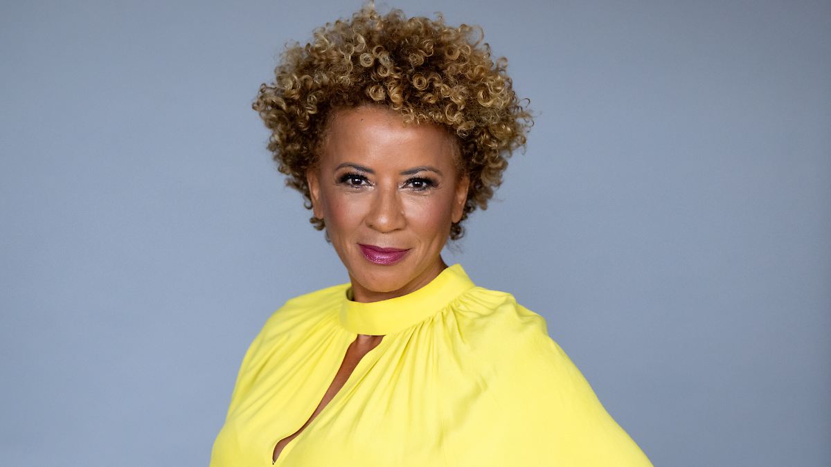 -18-Jahre-Unglaublich-Arabella-Kiesbauer-staunt-ber-ihre-Tochter