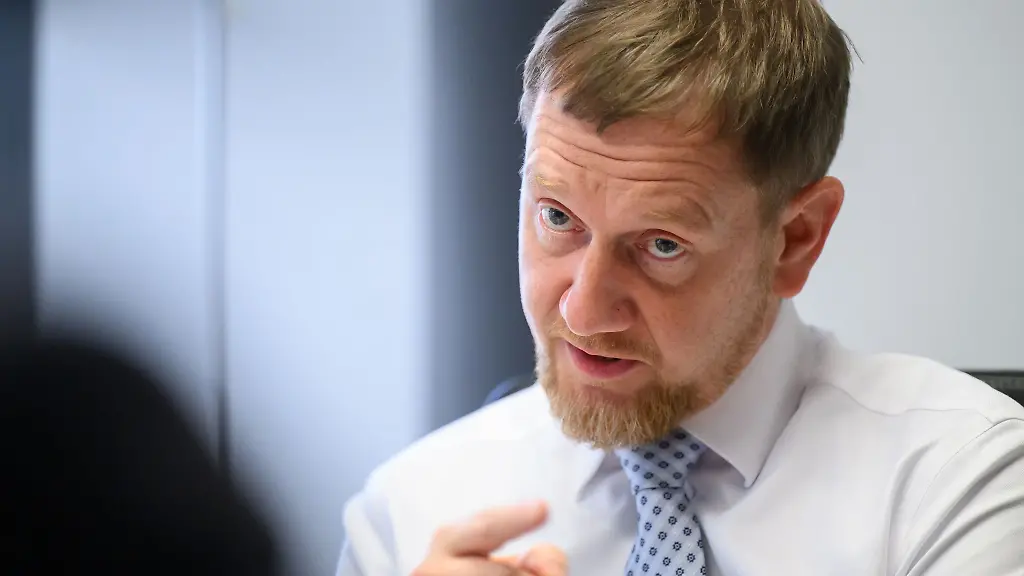 Sachsens-Regierungschef-Michael-Kretschmer-haelt-den-kompletten-Verzicht-der-EU-auf-russisches-Gas-fuer-eine-Fehlentscheidung