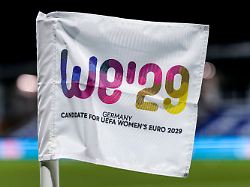 Große Stadien, große Einnahmen?: Deutschland richtet Fußball-EM der Frauen 2029 aus