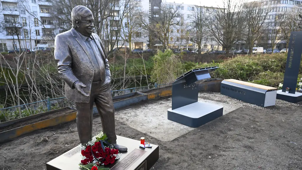 BERLIN-GERMANY-DECEMBER-2-A-view-of-monument-dedicated-to-Walter-Lubcke-a-politician-from-the-Christian-Democratic-Union-CDU-who-was-killed-in-a-far-right-attack-on-June-2-2019-as-it-placed-by-activist-group-Center-for-Political-Beauty-ZPS-in-front-of-the-CDU-headquarters-in-Berlin-Germany-on-December-2-2025