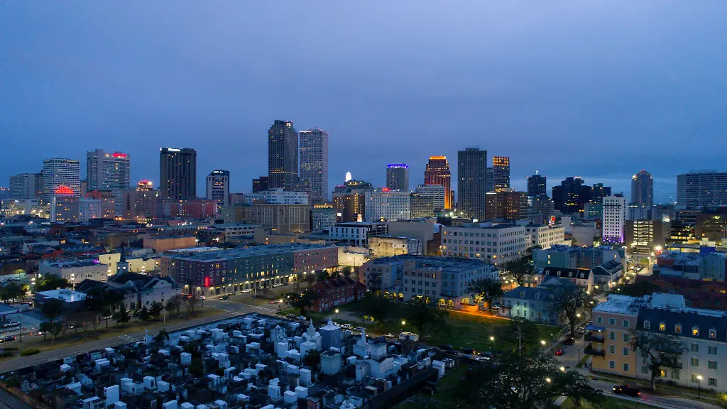 Aerial-view-of-New-Orleans-xkwx-new-orleans-louisiana-new-orleans-la-sunset-city-skyline-cityscape-urban-building-gulf-coast-mississippi-river-aerial-view-architecture-sky-panorama-buildings-downtown-landscape-aerial-skyscraper-skyscrapers-business-town-panoramic-travel-high-tower-dusk-twilight-usa-america-drone-photography-drone-french-quarter-mardi-gras-urban-skyline-superdome-united-states-no-people