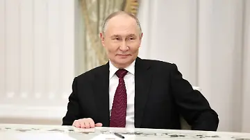 562058855
