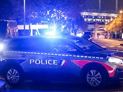 Polizei findet Lachgas: Frankreich: Drei Jungen nach Autosturz in Pool ertrunken