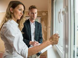 Heizkosten sparen : Nicht ganz dicht? Fenster überprüfen und Dichtungen pflegen