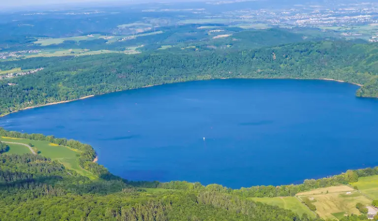 See-Maria-Laach-Eifel-Rheinland-Pfalz