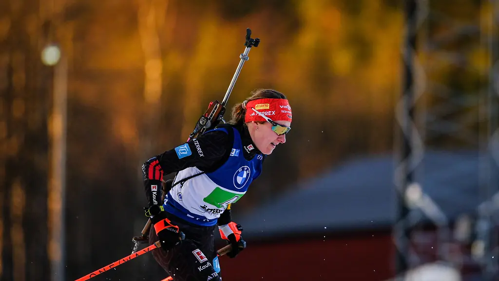Women-4x6km-Relay-Competition-BMW-IBU-Biathlon-World-Cup-Oestersund-Sweden-29-11
