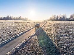 Mit dem E-Auto durch den Winter: Fünf Tipps für mehr Reichweite und Sicherheit