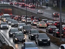 Ehrenamtliche werden gestärkt: Bundestag beschließt Entlastungen für Pendler und Gastronomie