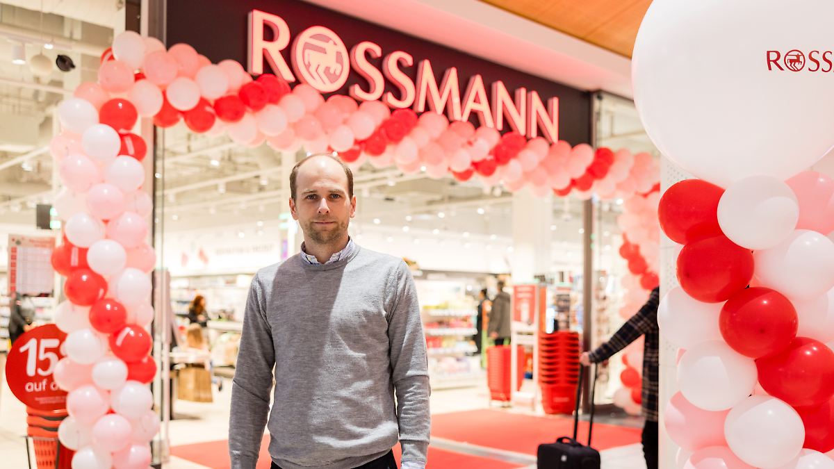 -Austritt-instrumentalisiert-Rossmann-Chef-verteidigt-dm-in-AfD-Debatte-vehement