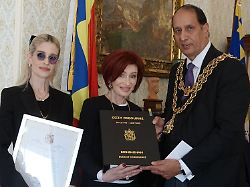 GqJpZM8FRQEs30rpAqFwg6F3zQPooWjNAjKhcVU