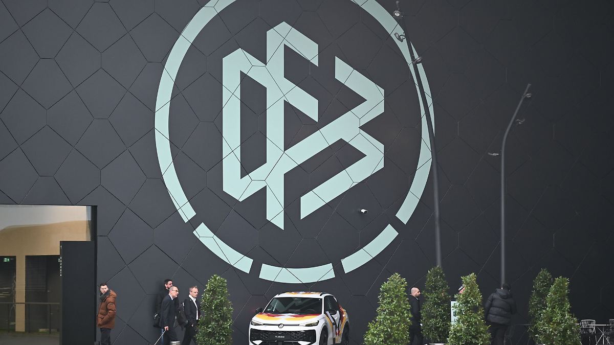 Frauenliga-gr-ndet-Verband-Warum-greifen-die-Bundesliga-Klubs-den-DFB-so-massiv-an-