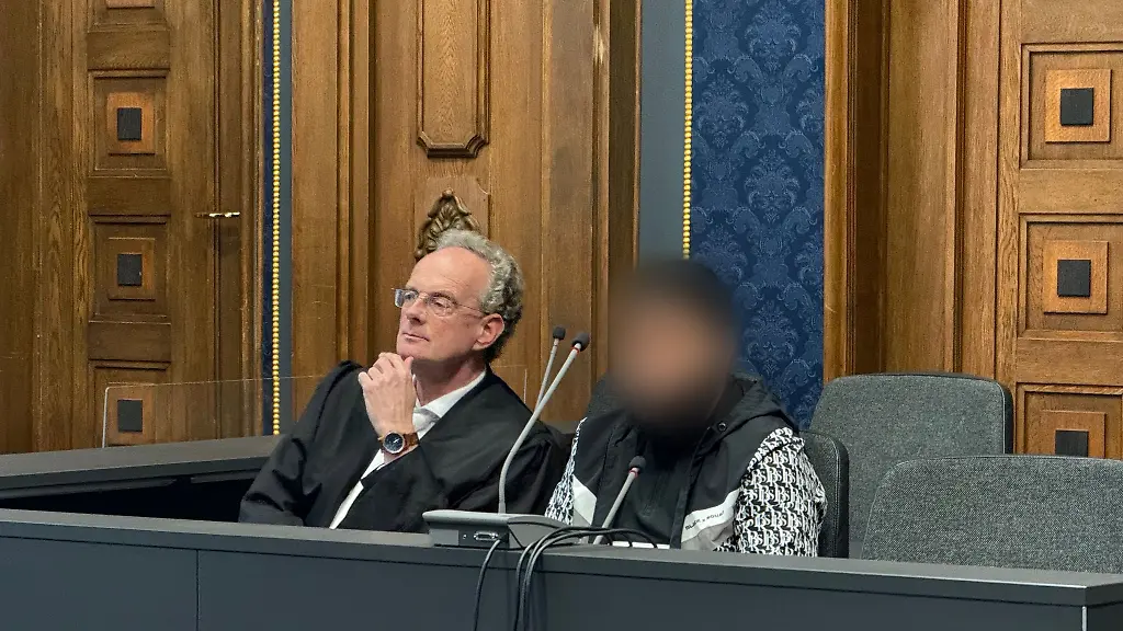 Der-Angeklagte-hat-im-Totschlagprozess-ein-Gestaendnis-abgelegt