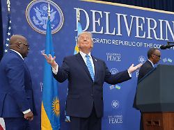 Spannungen bestehen weiter: Ruanda und Kongo unterzeichnen bei bizarrem Trump-Auftritt Friedensabkommen