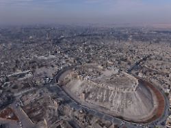 Ein Jahr nach Assads Sturz: Ist Syriens "dunkle Ära" vorbei?