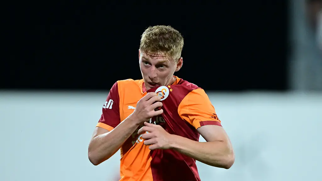 ISTANBUL-TURKIYE-JULY-12-Galatasaray-player-Metehan-Baltaci-celebrates-after-scoring-a-goal-during-the-pre-season-friendly-match-between-Umraniyespor-and-Galatasaray-at-Umraniyespor-Stadium-in-Istanbul-Turkiye-on-July-12-2025-Abdulhamid-Hosbas-Anadolu-ABACAPRESS