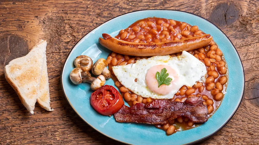 spiegelei-bohnen-englisches-fruehstueck-Bildverwendung-nur-mit-Urhebervermerk-Bernd-Juergens-Shotshop-picture-alliance-Keine-Exlusivverkaeufe-moeglich