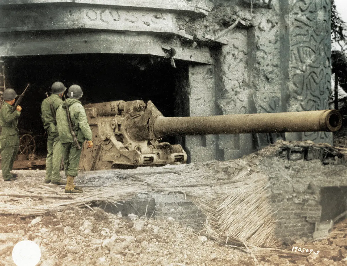One-of-the-two-bunkers-of-the-Crisbecq-Battery-Crisbecq-with-a-210-mm-Skoda-gun-June-1944-This-artillery-battery-was-constructed-by-the-Todt-organization-and-formed-part-of-the-Atlantic-Wall-June-1944-The-battery-was-taken-the-12th-of-June-in-the-morning-without-a-fight-by-the-39th-Infantry-Regiment-of-the-9th-Infantry-Division-Saint-Marcouf-Normandy-France