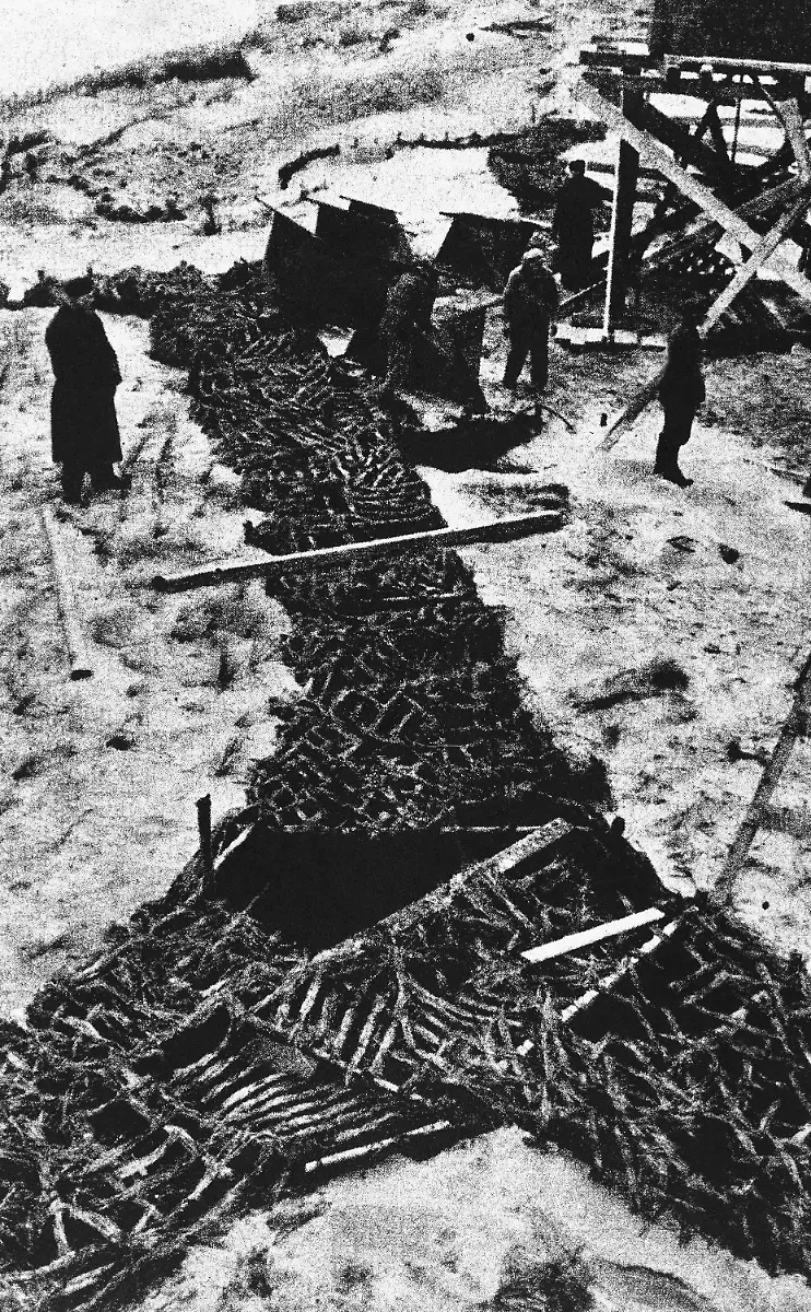 German-soldiers-work-on-a-well-camouflaged-trench-made-of-Ferro-Concrete-which-connects-coastal-batteries-with-barracks-and-ammunition-dumps-in-France-June-3-1943-This-is-part-of-the-Atlantic-Wall-gigantic-system-of-fortresses-with-posts-extending-over-a-coast-front-of-2-700-kilometers-to-forestall-invasion-Supposed-to-have-reached-full-combat-strength-intensive-work-on-additions-continue-however