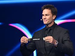 WM-Auslosung im RE-LIVE: Deutschland hat Losglück, Trump feiert begeistert zu "YMCA"